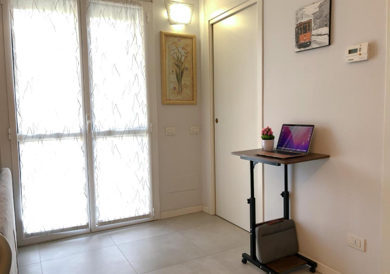 Apartamento Confortevole Bilocale A Pochi Minuti Dal Centro Milán Exterior foto